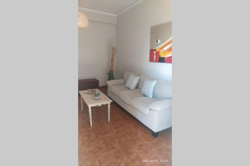 Cozy And Friendly Flat In Nafplioアパートメント エクステリア 写真