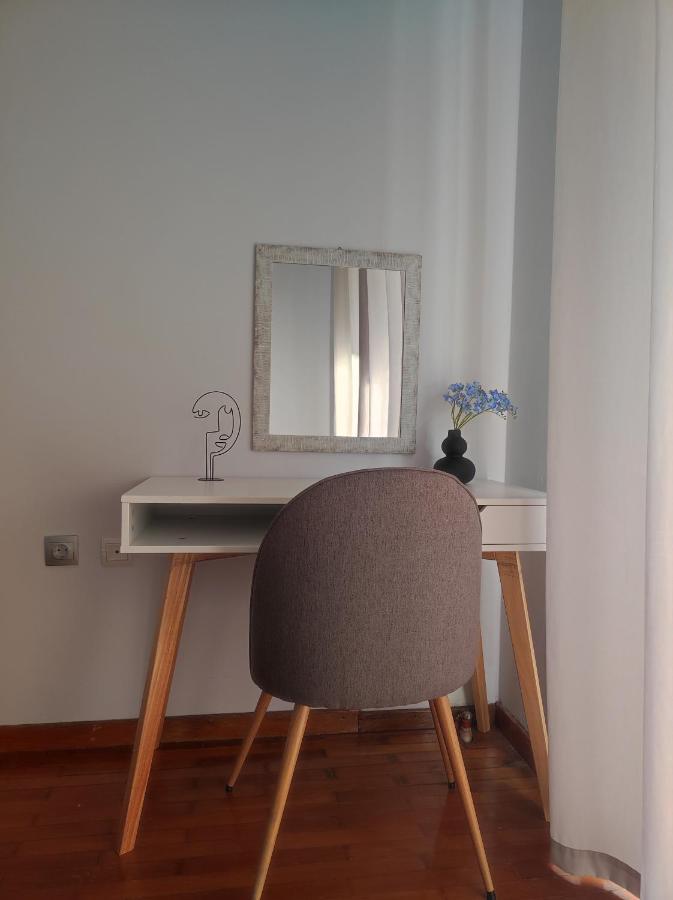 Cozy And Friendly Flat In Nafplioアパートメント エクステリア 写真