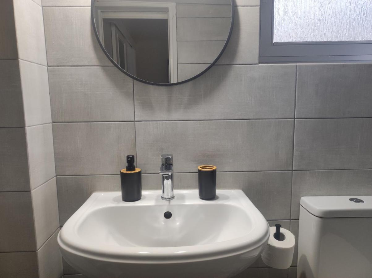 Cozy And Friendly Flat In Nafplioアパートメント エクステリア 写真