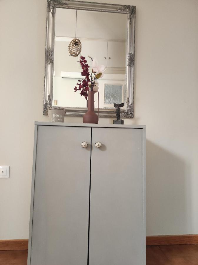Cozy And Friendly Flat In Nafplioアパートメント エクステリア 写真